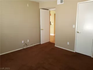 Photo #6: 2296563 Listing 