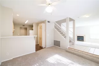 Photo #5: 2296577 Listing 