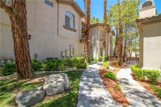 Photo #2: 2296594 Listing 