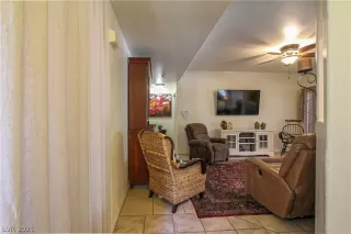 Photo #5: 2296594 Listing 