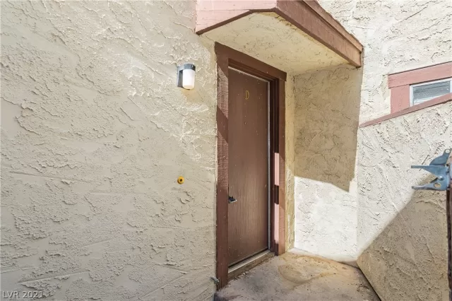 MLS: 2296627 Condo For Sale