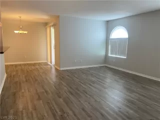 Photo #3: 2296700 Listing 