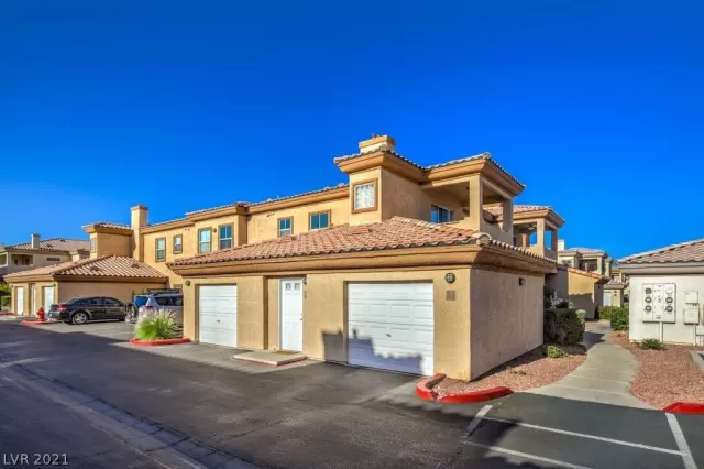 MLS: 2296704 Condo For Sale