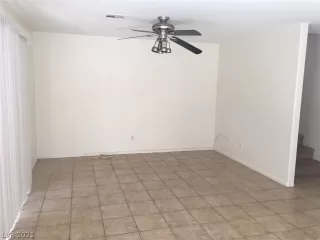 Photo #2: 2296732 Listing 