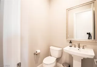 Photo #5: 2296744 Listing