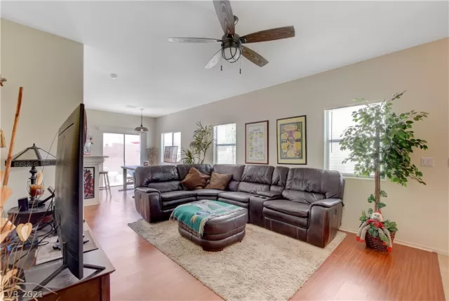 MLS: 2296753 Condo For Sale