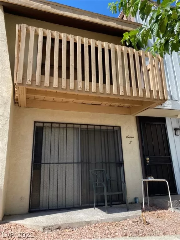 MLS: 2296851 Condo For Sale