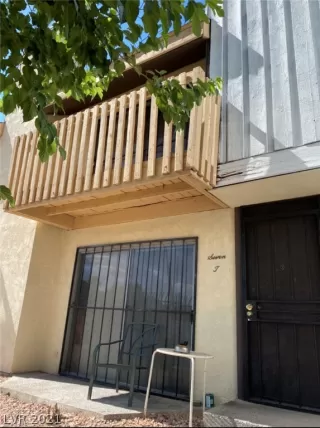 Photo #1: 2296851 Listing