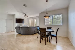 Photo #3: 2296855 Listing 