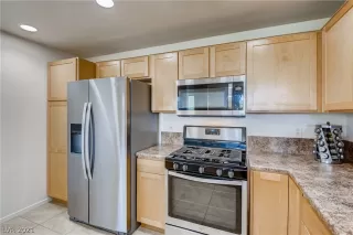 Photo #6: 2296855 Listing 