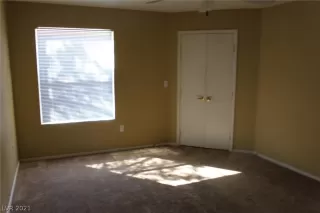 Photo #2: 2296859 Listing