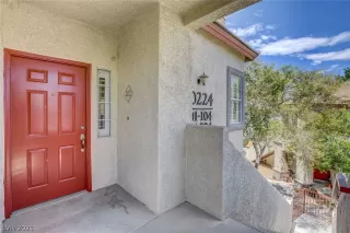 Photo #4: 2296875 Listing