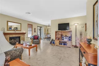 Photo #4: 2297016 Listing 