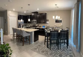 Photo #3: 2297036 Listing