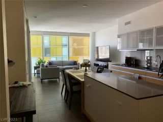 Photo #4: 2297044 Listing 