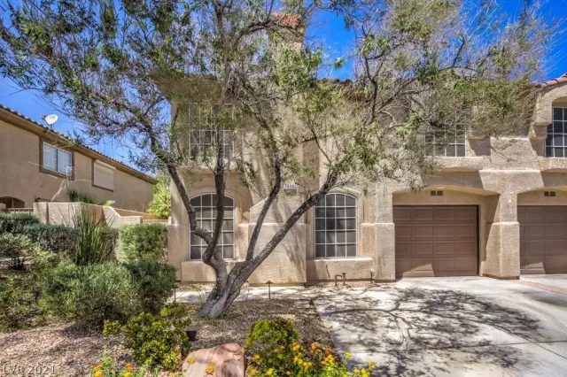 MLS: 2297045 Condo For Sale