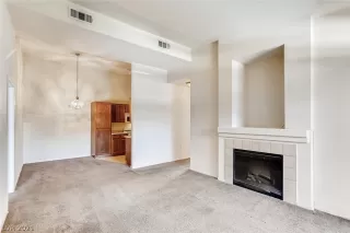 Photo #2: 2297047 Listing