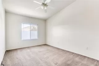 Photo #6: 2297047 Listing