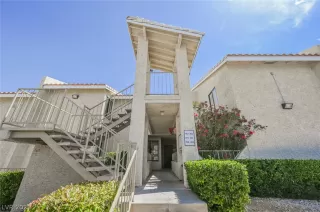 Photo #4: 2297048 Listing