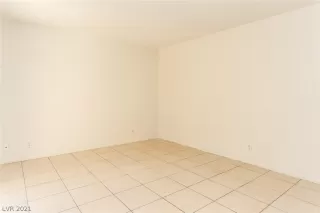 Photo #6: 2297070 Listing