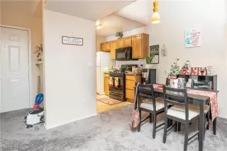 Photo #5: 2297101 Listing