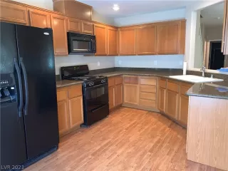 Photo #3: 2297114 Listing 