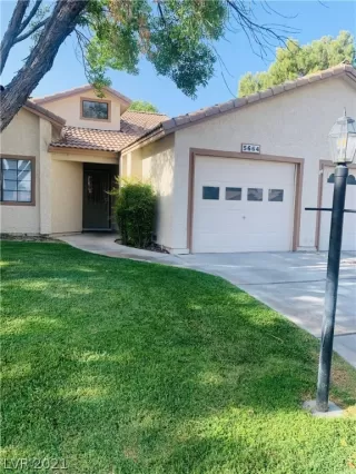 Photo #1: 2297118 Listing