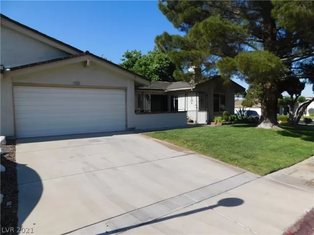 MLS: 2297126 Condo For Sale