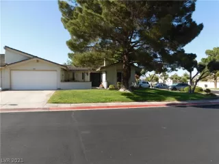 Photo #1: 2297126 Listing 