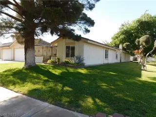 Photo #3: 2297126 Listing 