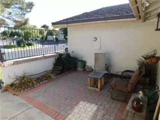 Photo #5: 2297126 Listing 