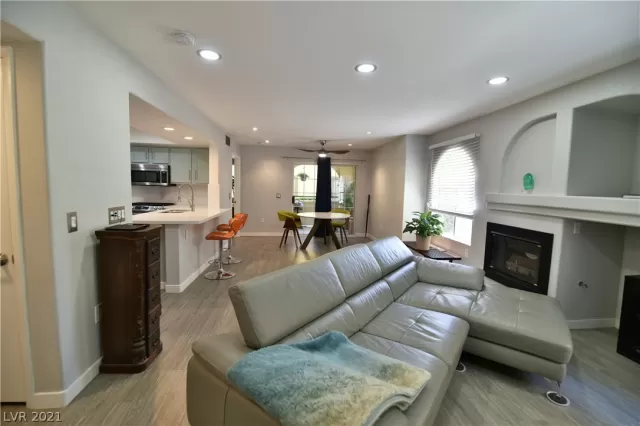 MLS: 2297152 Condo For Sale