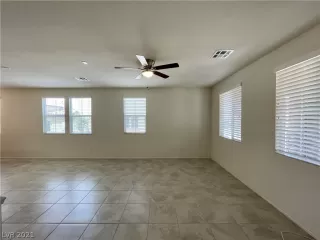 Photo #4: 2297189 Listing 