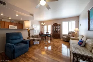 Photo #5: 2297288 Listing 