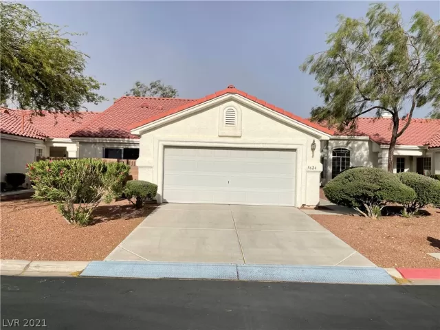 MLS: 2297331 Condo For Sale