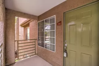 Photo #4: 2297333 Listing