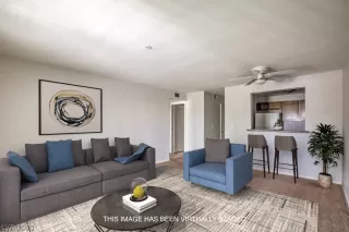 Photo #5: 2297333 Listing