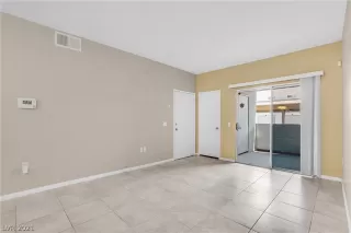 Photo #2: 2297342 Listing 