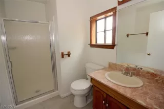 Photo #6: 2297406 Listing 