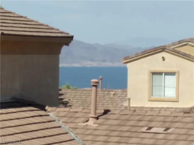 MLS: 2297431 Condo For Sale