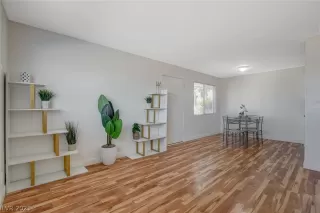 Photo #4: 2297436 Listing 