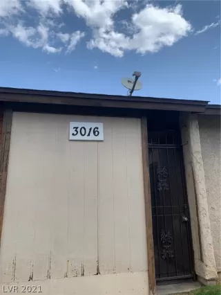 Photo #1: 2297438 Listing 