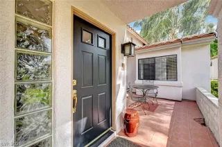 Photo #4: 2297465 Listing