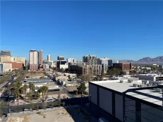 Photo #2: 2297486 Listing