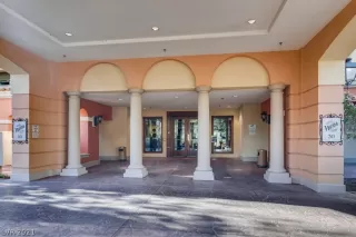 Photo #1: 2297513 Listing