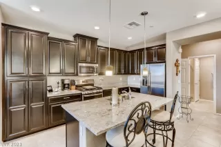 Photo #6: 2297535 Listing