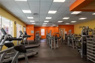 Photo #2: 2297555 Listing