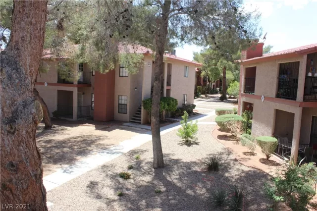 MLS: 2297574 Condo For Sale