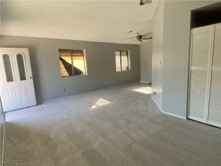 Photo #1: 2297610 Listing