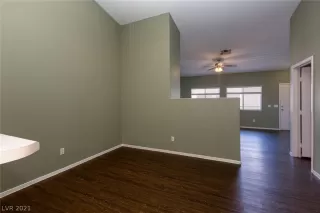 Photo #6: 2297614 Listing